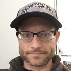 Meet your Posher, Wesley